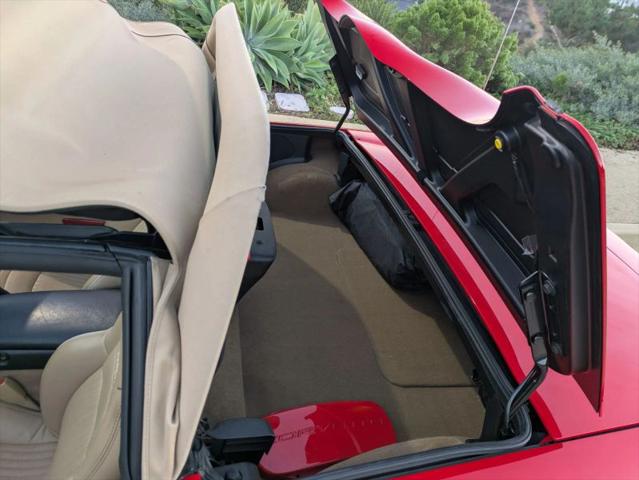 2002 Chevrolet Corvette Base