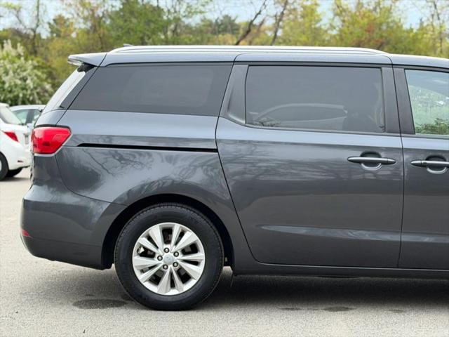 2016 Kia Sedona LX