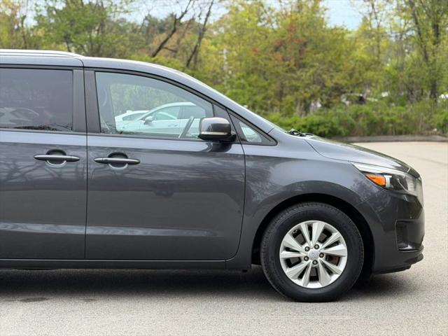 2016 Kia Sedona LX