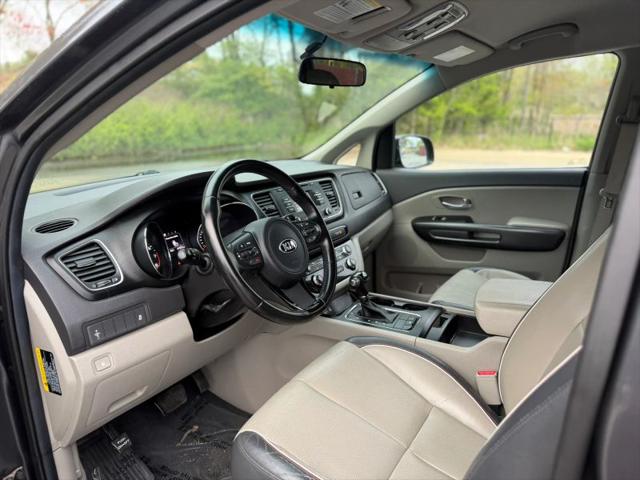 2016 Kia Sedona LX