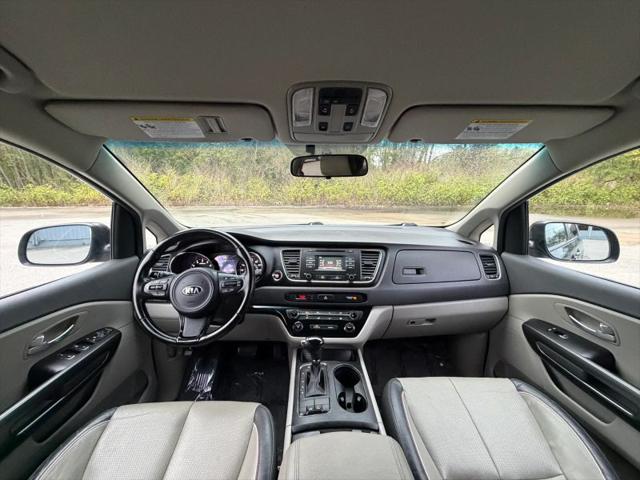 2016 Kia Sedona LX