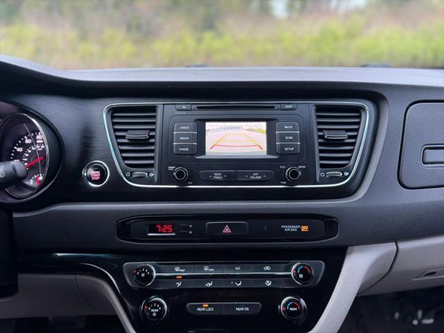 2016 Kia Sedona LX