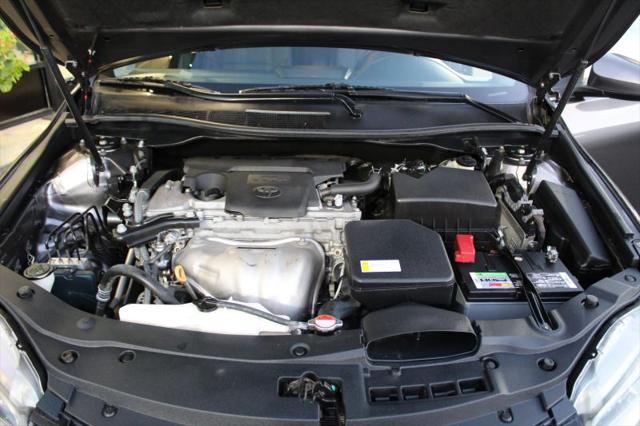 2016 Toyota Camry SE