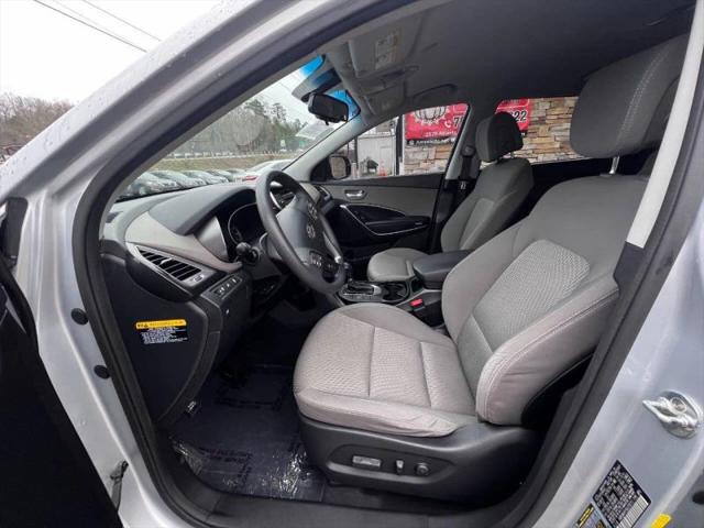 2016 Hyundai Santa Fe SE
