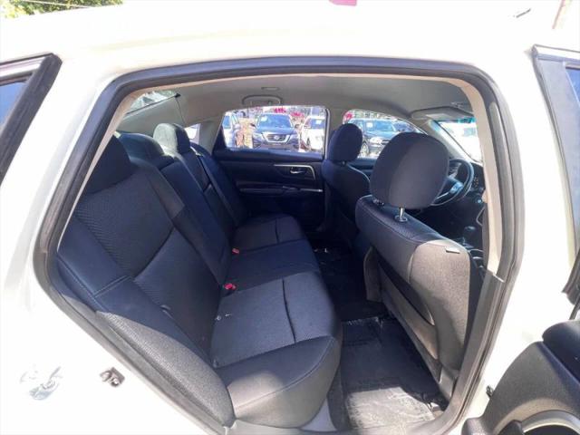 2016 Nissan Altima 2.5 SR