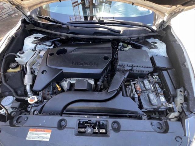 2016 Nissan Altima 2.5 SR