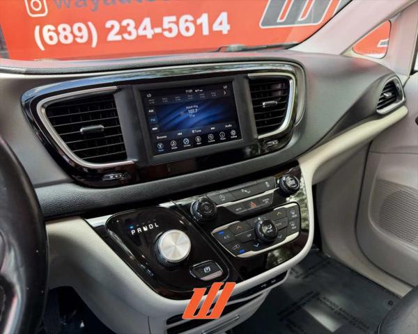 2020 Chrysler Pacifica Touring L
