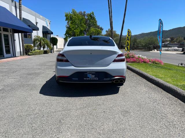 2022 Genesis G70 2.0T RWD