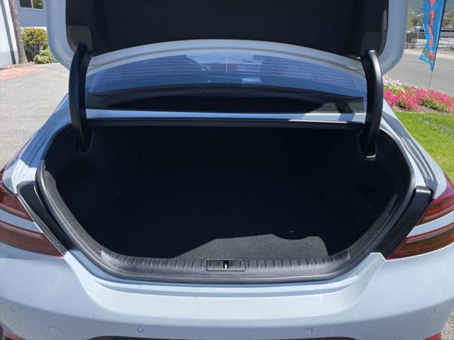 2022 Genesis G70 2.0T RWD