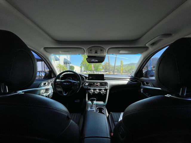 2022 Genesis G70 2.0T RWD