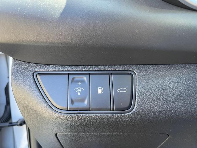 2022 Genesis G70 2.0T RWD
