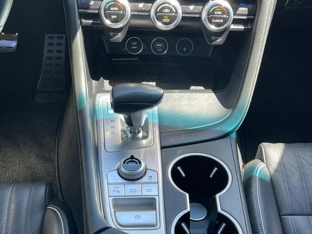 2022 Genesis G70 2.0T RWD