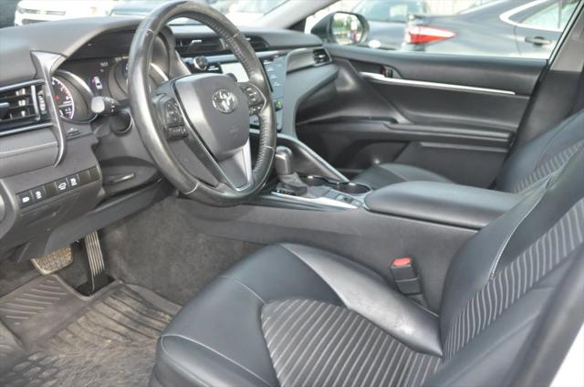 2020 Toyota Camry SE AWD