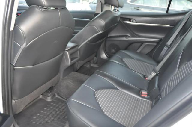 2020 Toyota Camry SE AWD