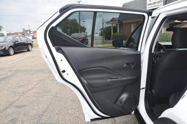 2021 Nissan Kicks SV Xtronic CVT