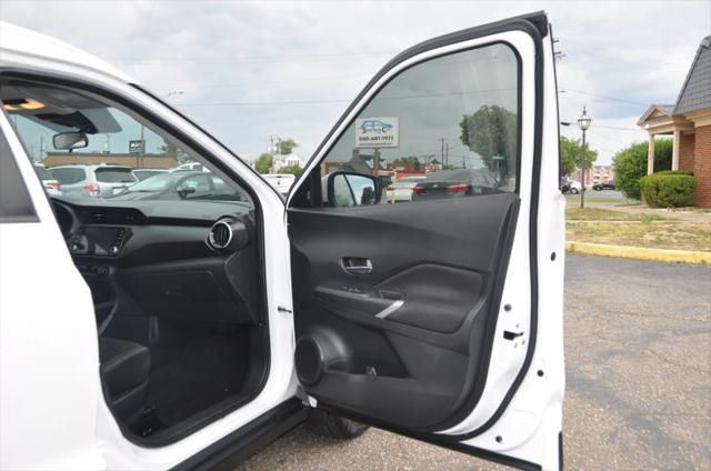2021 Nissan Kicks SV Xtronic CVT