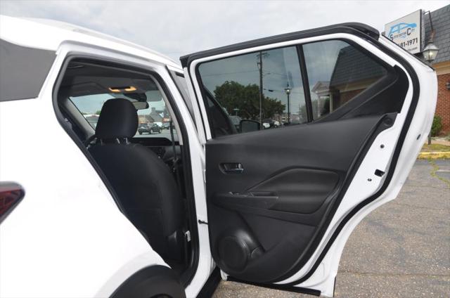 2021 Nissan Kicks SV Xtronic CVT