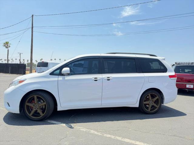 2014 Toyota Sienna LE V6 7 Passenger Mobility