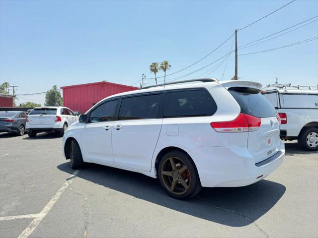 2014 Toyota Sienna LE V6 7 Passenger Mobility