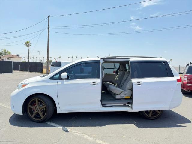 2014 Toyota Sienna LE V6 7 Passenger Mobility