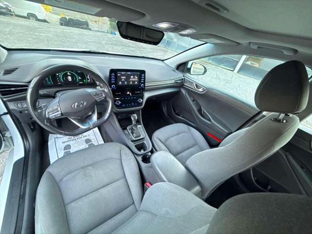 2020 Hyundai IONIQ Hybrid SEL