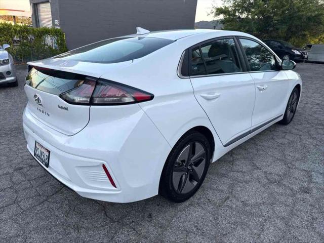 2020 Hyundai IONIQ Hybrid SEL