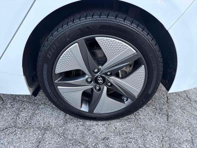 2020 Hyundai IONIQ Hybrid SEL