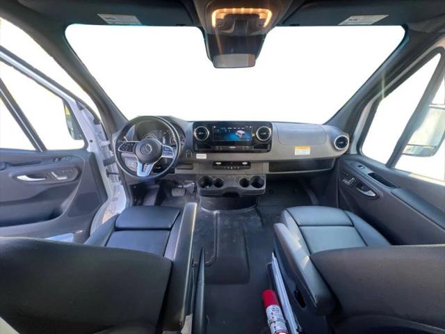 2021 Mercedes-Benz Sprinter 3500XD Chassis Standard Roof V6