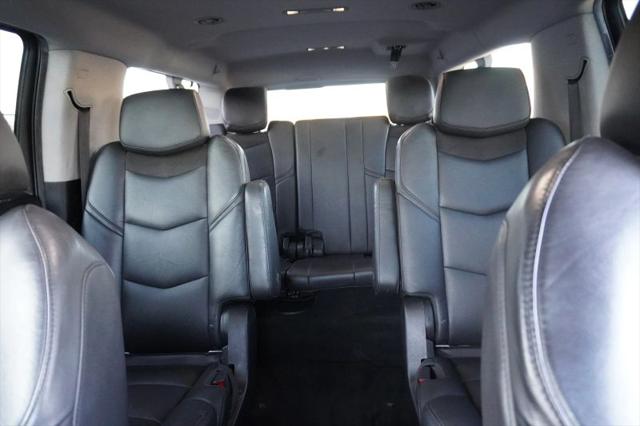 2018 Cadillac Escalade ESV Luxury