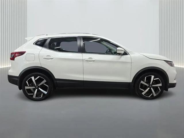 2022 Nissan Rogue Sport SL AWD Xtronic CVT
