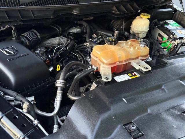 2017 Ram 1500 Laramie Crew Cab 4x4 5'7" Box