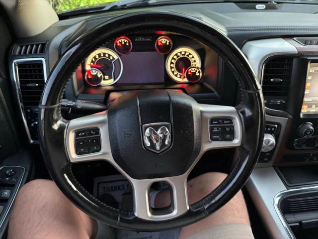 2017 Ram 1500 Laramie Crew Cab 4x4 5'7" Box