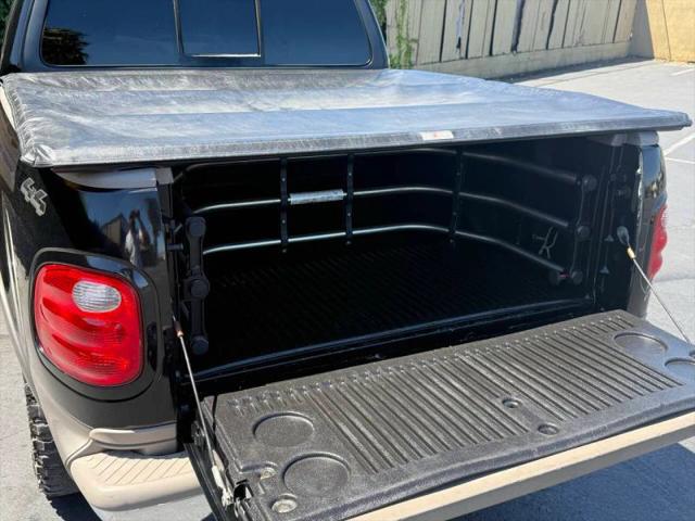 2003 Ford F-150 LARIAT