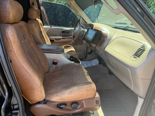 2003 Ford F-150 LARIAT