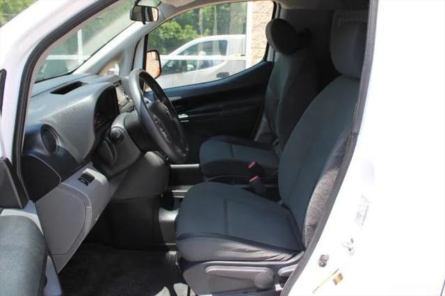2019 Nissan NV200 S