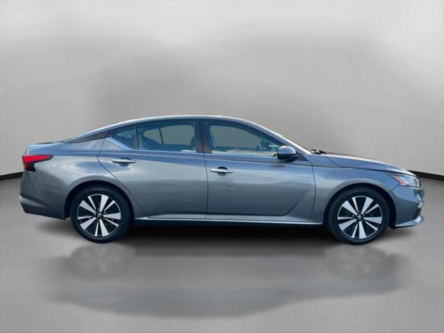 2022 Nissan Altima SV FWD