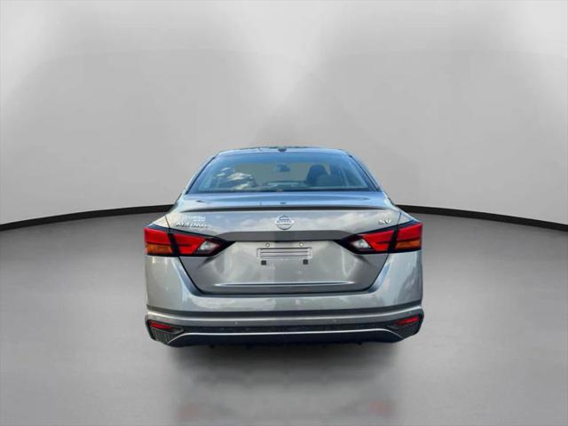 2022 Nissan Altima SV FWD