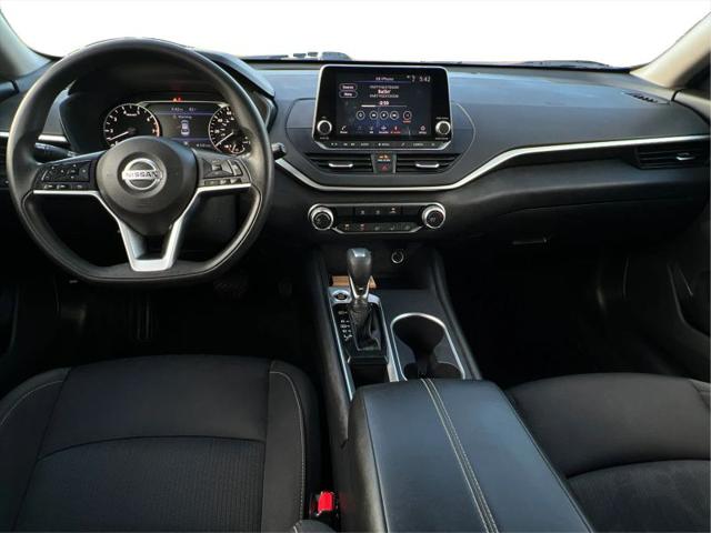 2022 Nissan Altima SV FWD