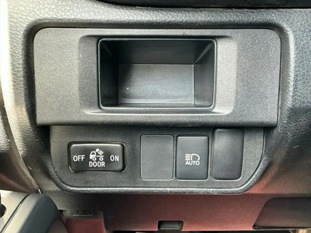 2019 Toyota Tacoma SR V6
