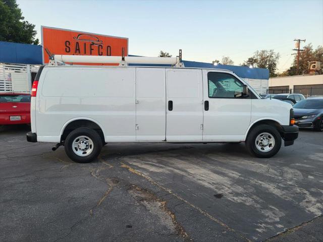 2017 Chevrolet Express Work Van