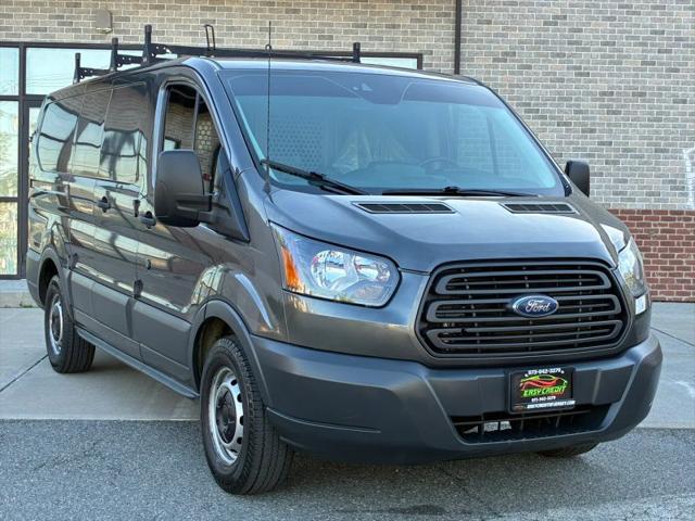 2016 Ford Transit w/60/40 Side Door w/RWB