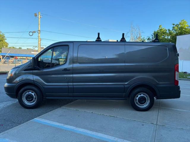 2016 Ford Transit w/60/40 Side Door w/RWB