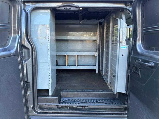 2016 Ford Transit w/60/40 Side Door w/RWB