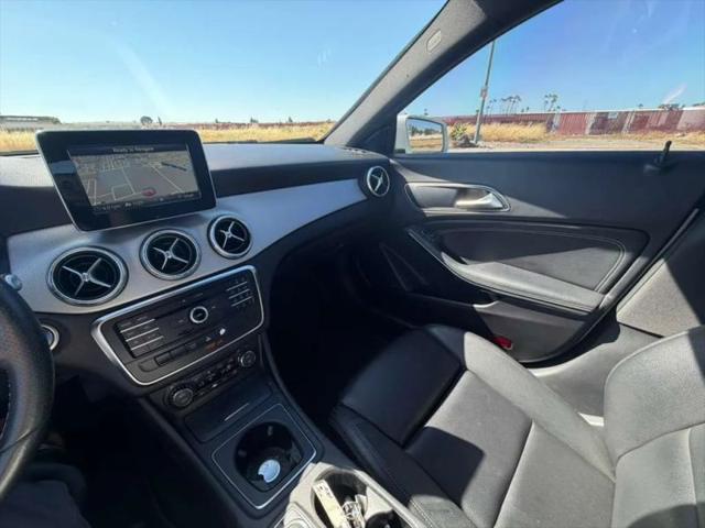 2016 Mercedes-Benz CLA 250