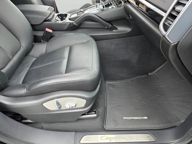 2013 Porsche Cayenne S