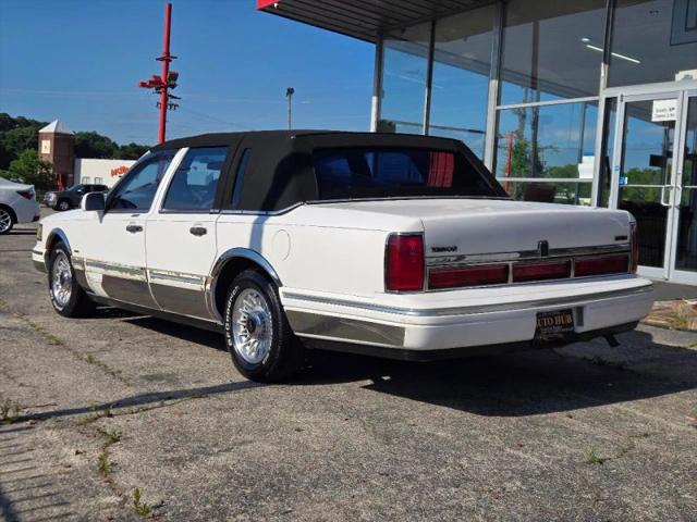 1996 Lincoln Town Car Executive