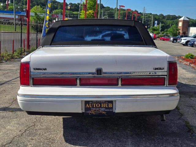 1996 Lincoln Town Car Executive