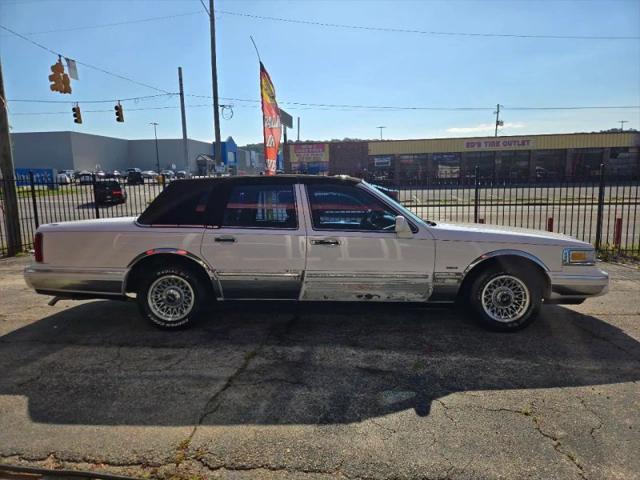 1996 Lincoln Town Car Executive