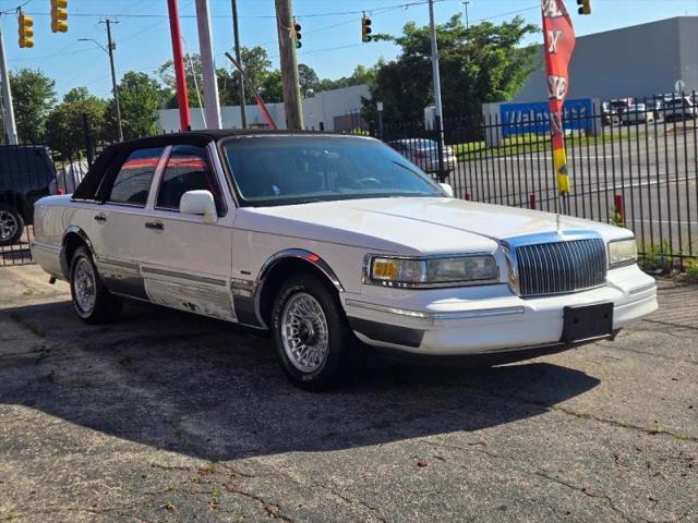 1996 Lincoln Town Car Executive