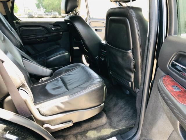 2010 Cadillac Escalade Luxury